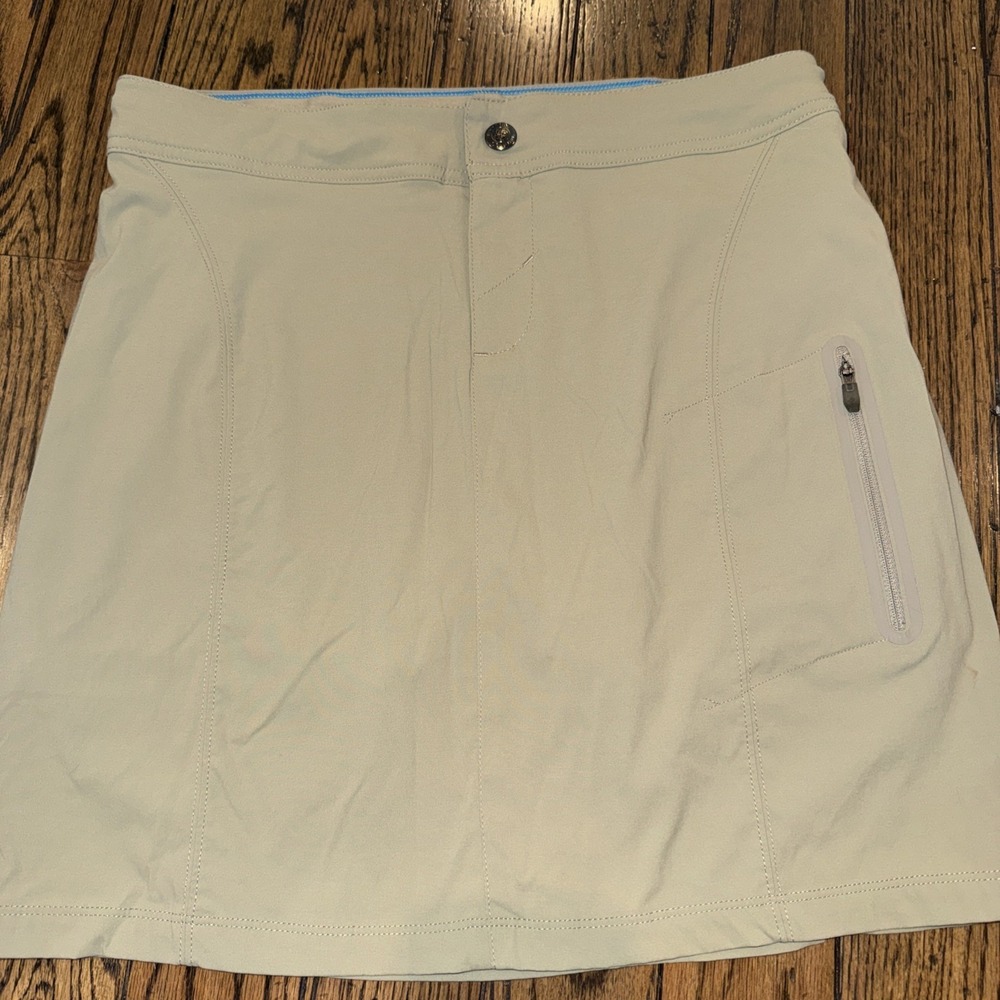 Columbia Women's Omni-Shield Advanced Repellency‎ Taupe Skort Size 6 Outdoor